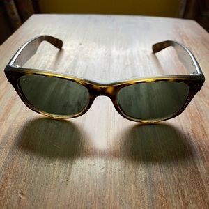 Used Ray-Ban Sunglasses